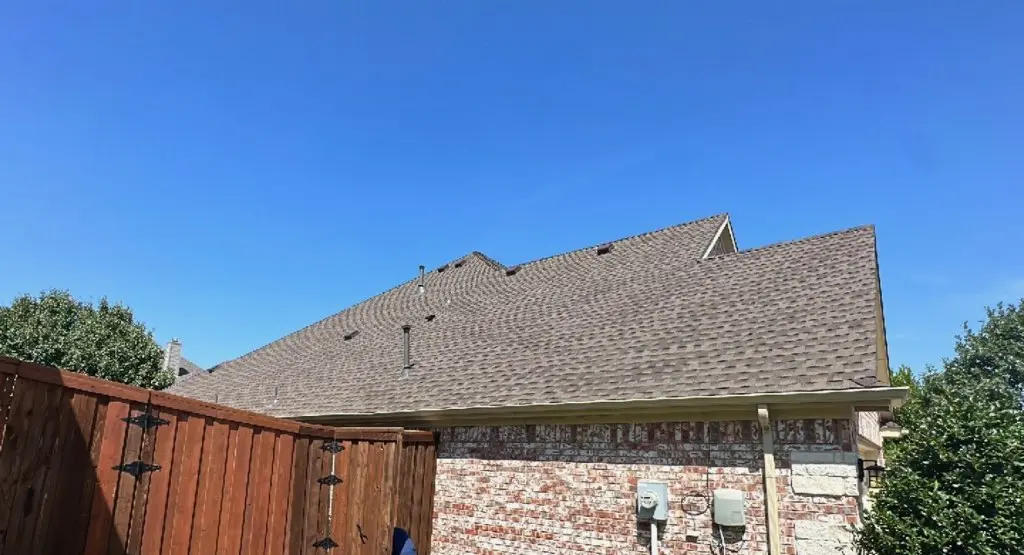 Completed roof replacement project in Monaca